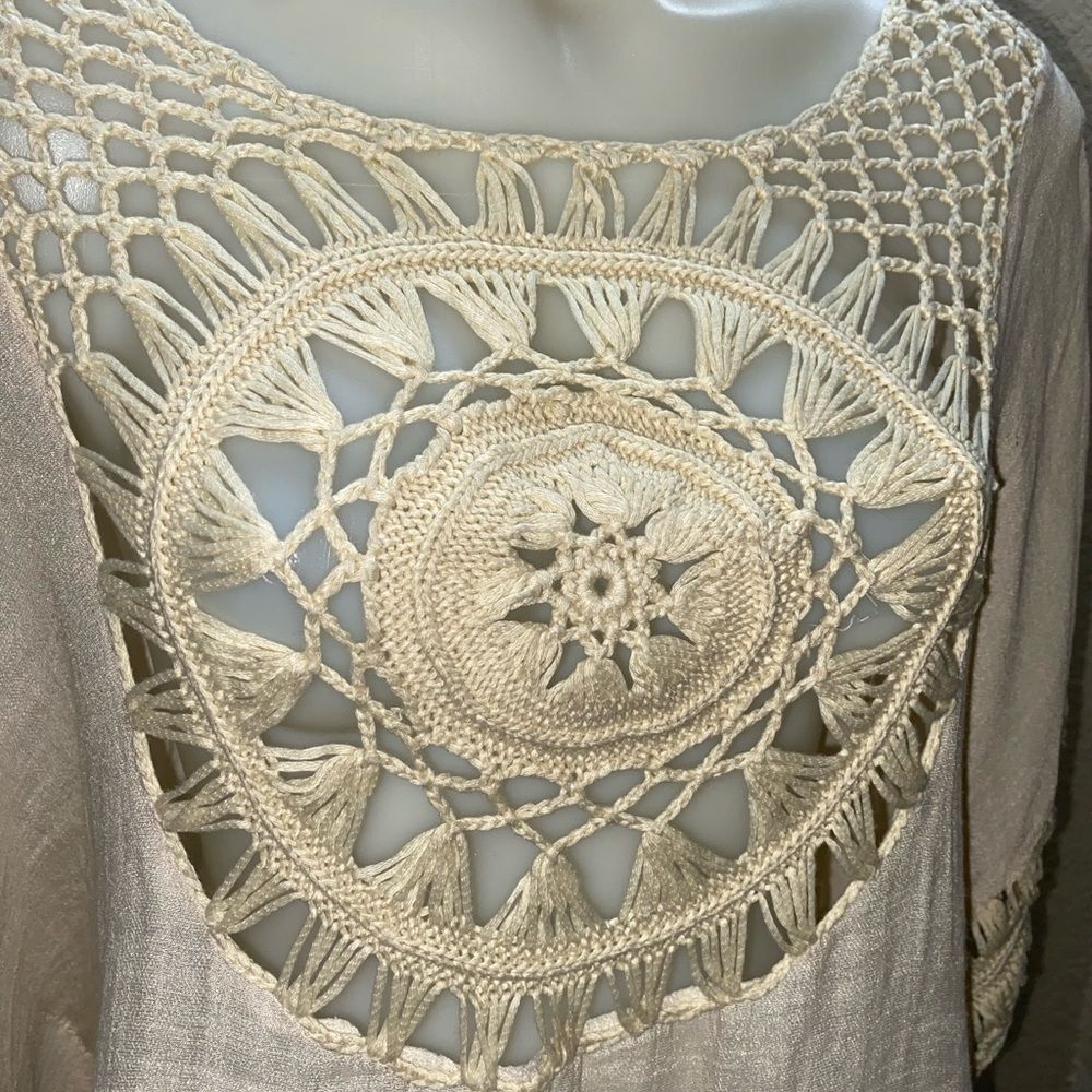 * bohemian tan Crochet Tunic size 1X with crochet trim - Picture 3 of 9